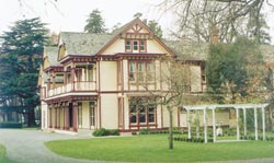 Riccarton House