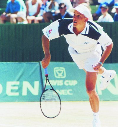 Leading New Zealand player James Greenhalgh in full swing.