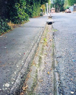 Damaged road edges